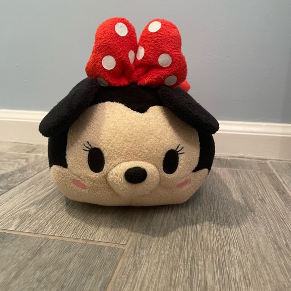 EUC Minnie Mouse Tsum Tsum Medium - Picture 3 of 9